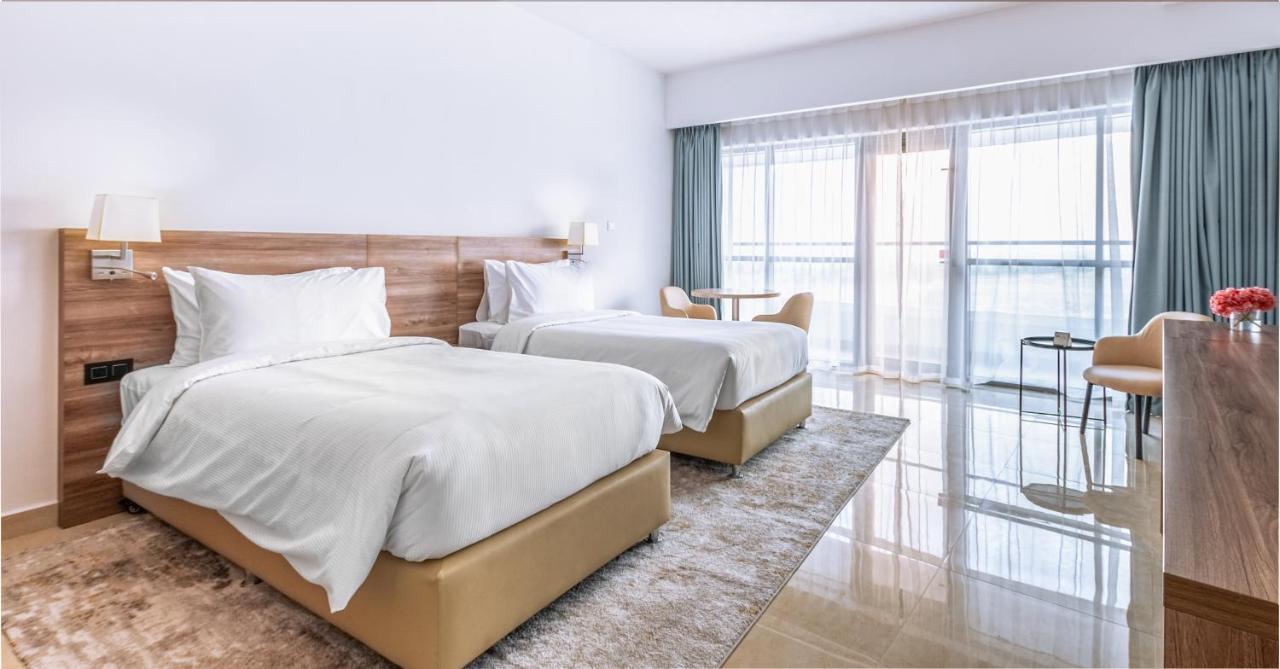 Pyramisa Hotel Apartments ดูไบ ภายนอก รูปภาพ
