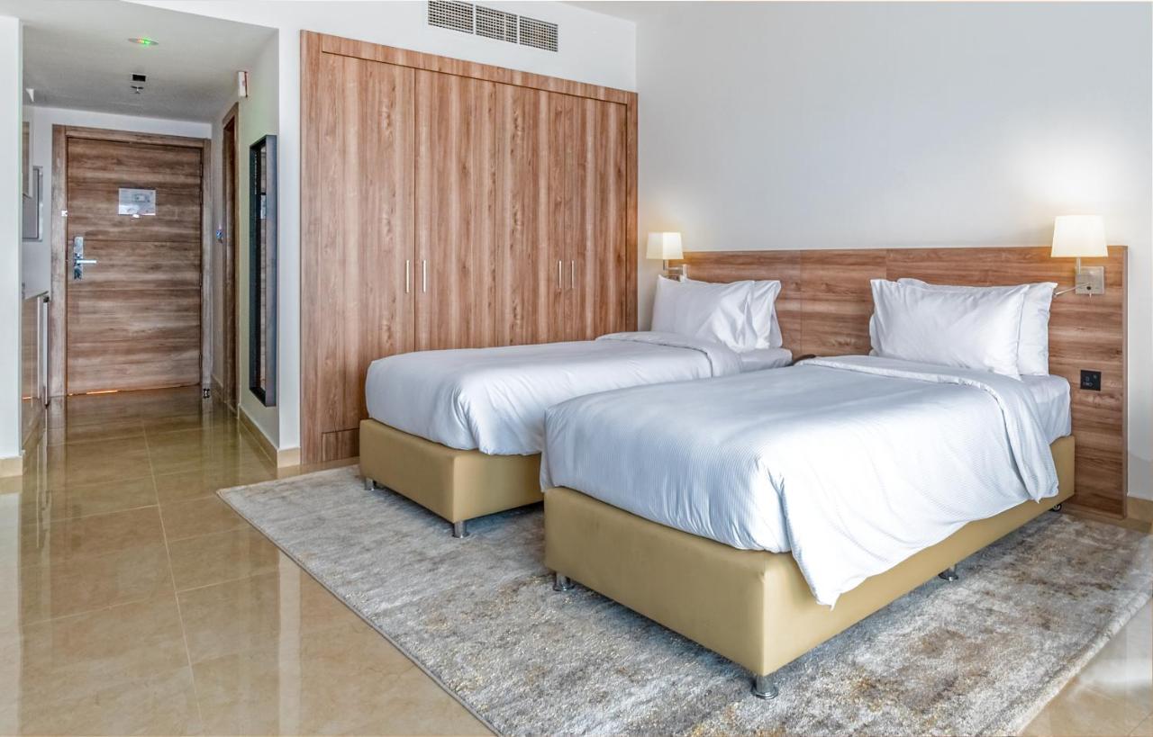 Pyramisa Hotel Apartments ดูไบ ภายนอก รูปภาพ