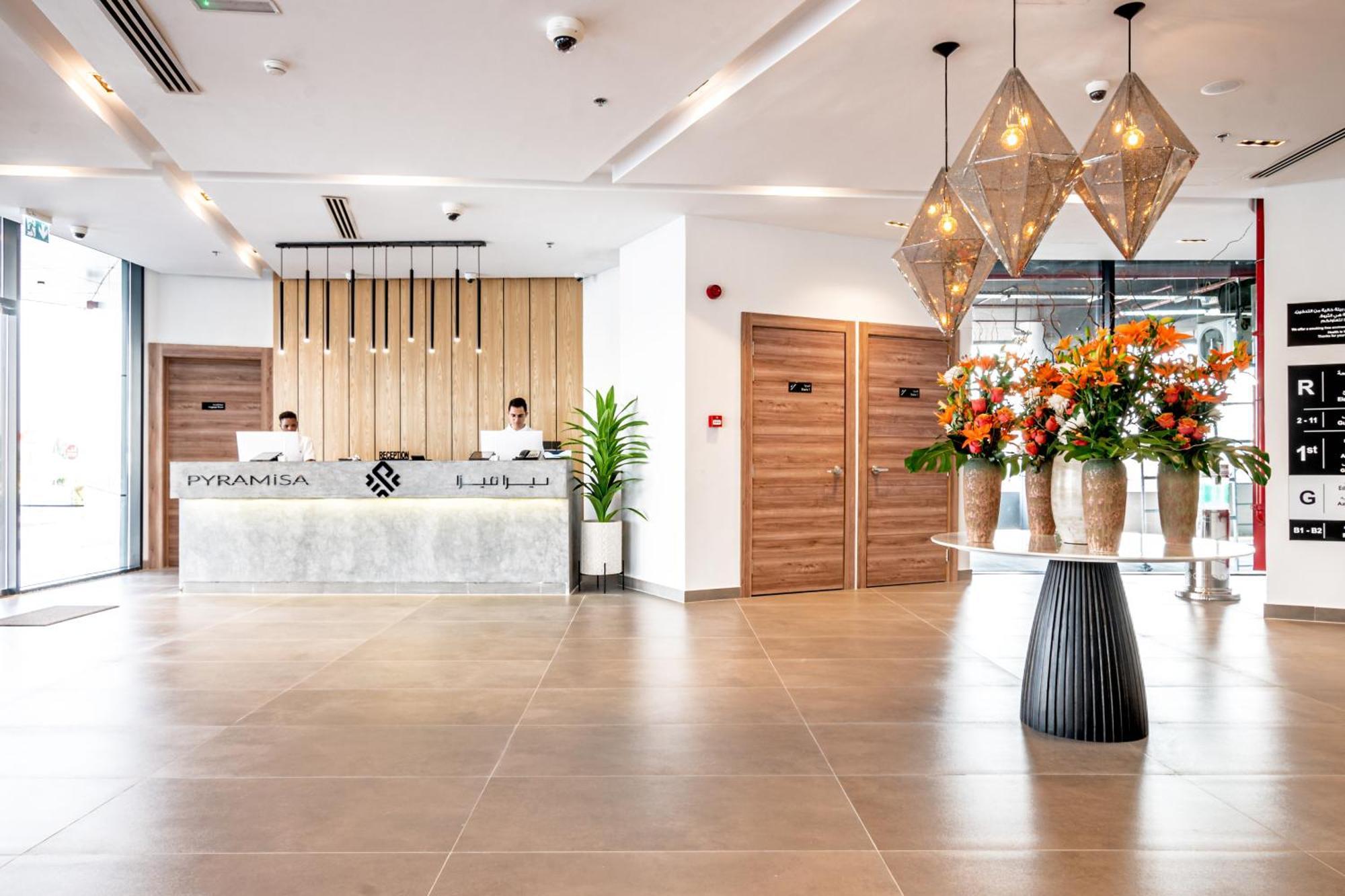 Pyramisa Hotel Apartments ดูไบ ภายนอก รูปภาพ