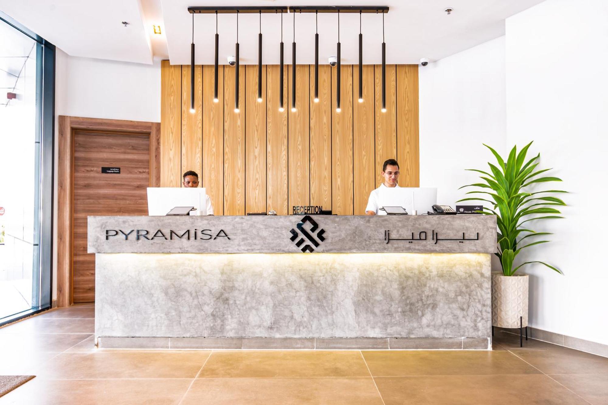 Pyramisa Hotel Apartments ดูไบ ภายนอก รูปภาพ