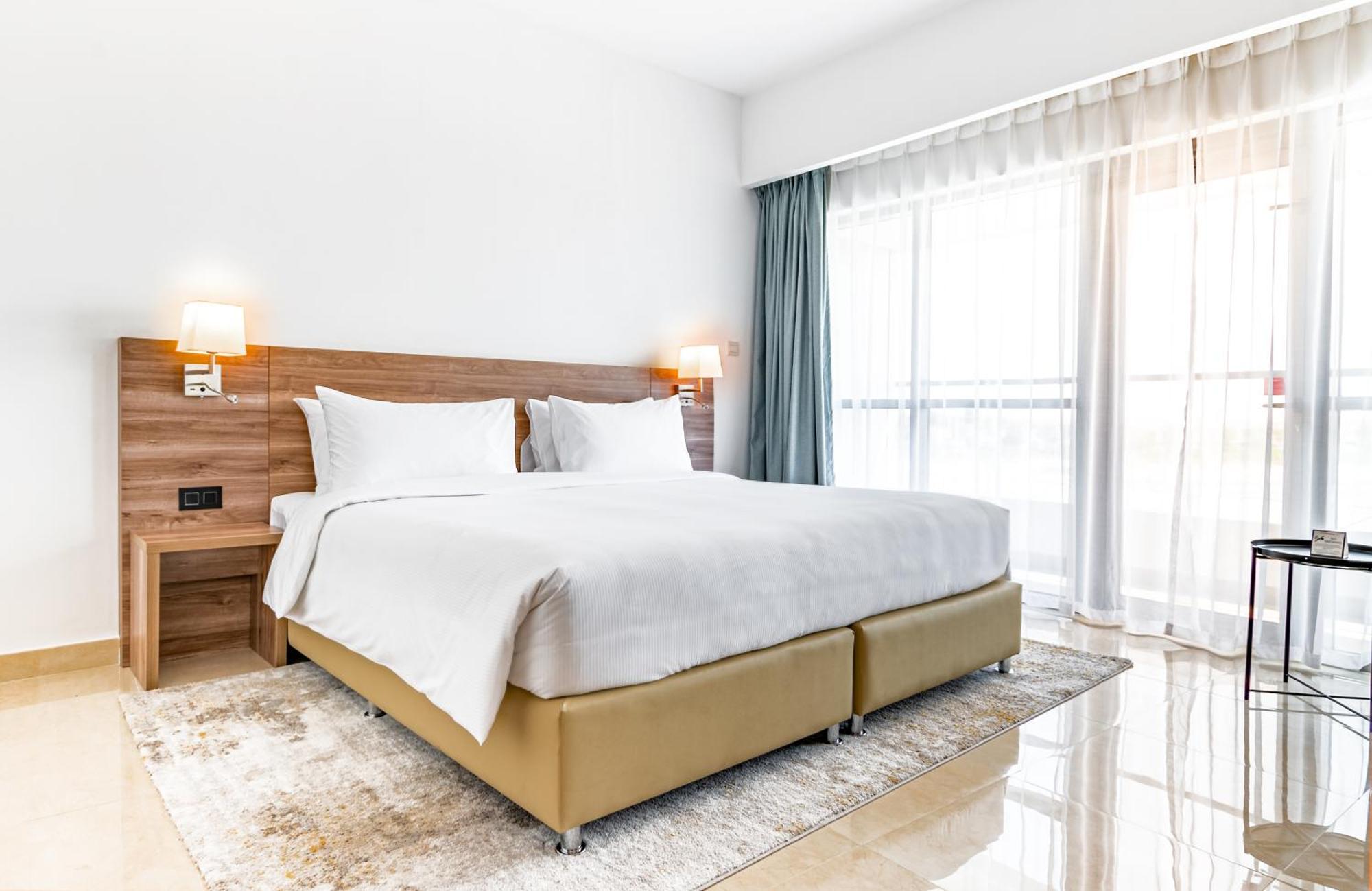 Pyramisa Hotel Apartments ดูไบ ภายนอก รูปภาพ