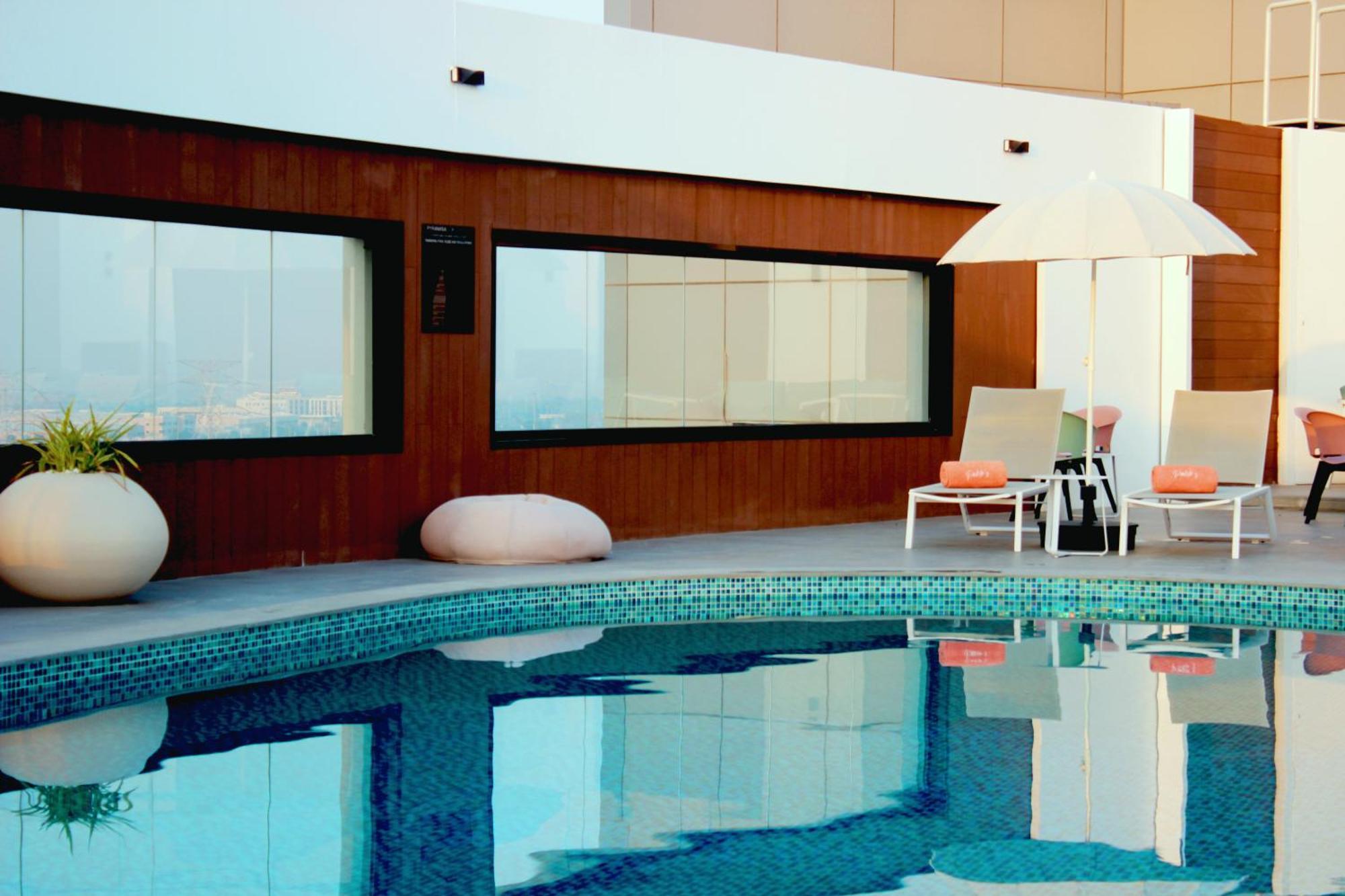 Pyramisa Hotel Apartments ดูไบ ภายนอก รูปภาพ